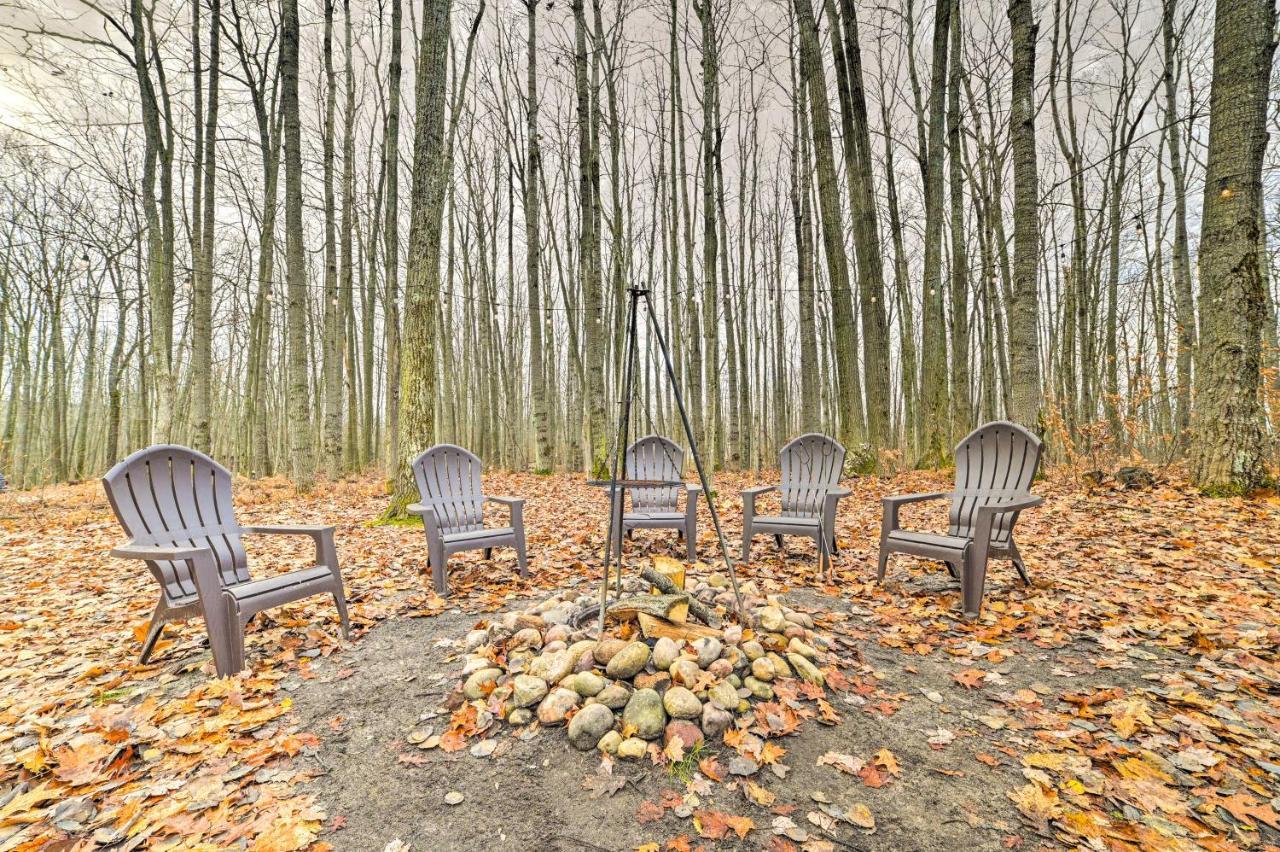 Higgins Lake Retreat - Hike, Swim, Relax! Roscommon Экстерьер фото